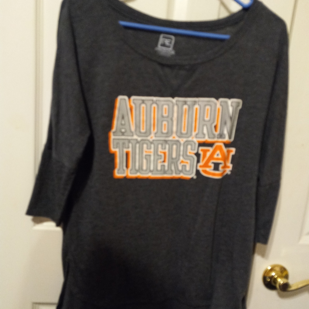 Auburn 3/4 length shirt